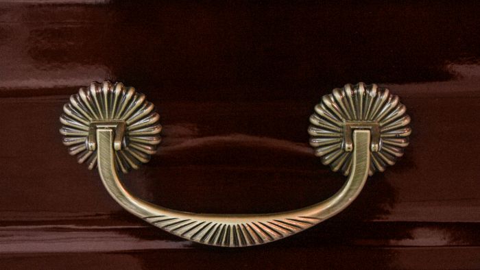 Гроб Б-18 Тайная Вечеря Европа четырехгранный Темный